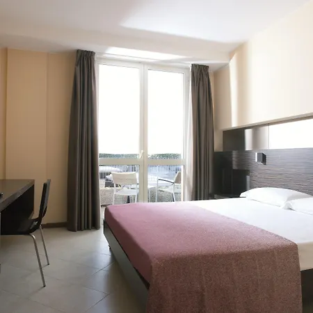 Rosso Frizzante Отель