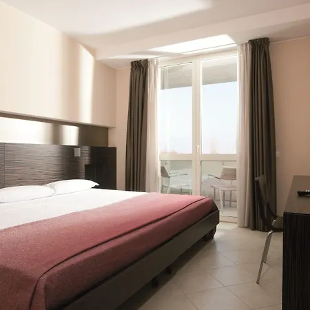 Отель Rosso Frizzante Сорбара