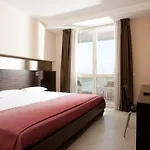 Rosso Frizzante Hotel