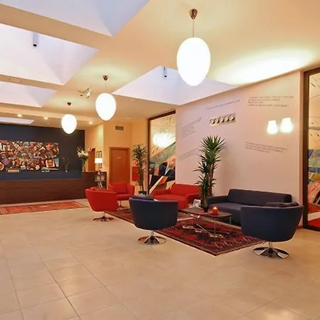 Rosso Frizzante Hotel 3*