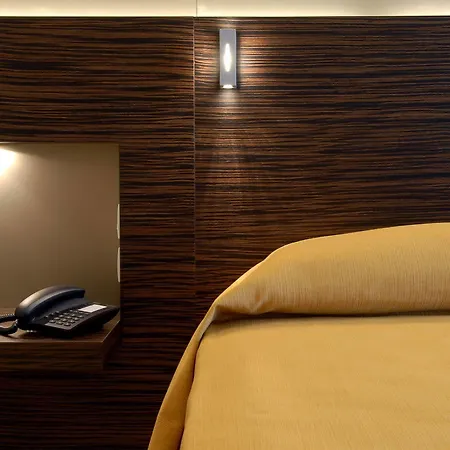 Rosso Frizzante Hotel 3*