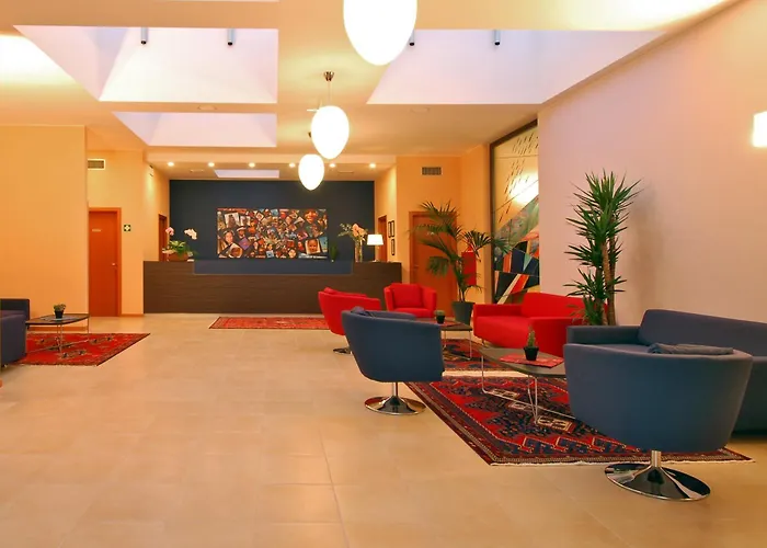 Rosso Frizzante Otel 3*