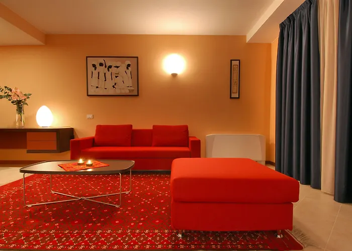 Rosso Frizzante Otel