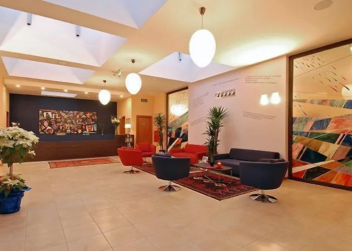 Rosso Frizzante Hotel 3*