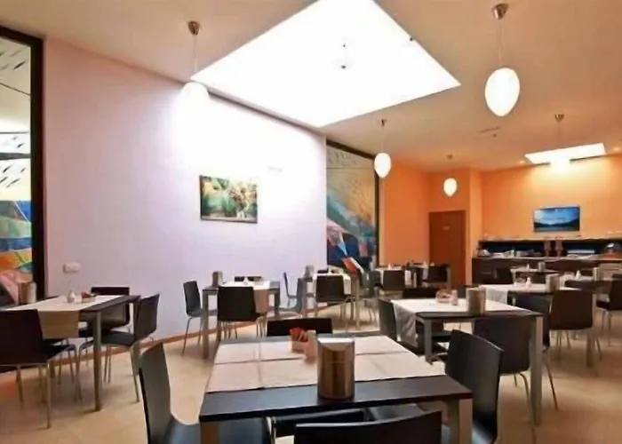 Hotel Rosso Frizzante 3*