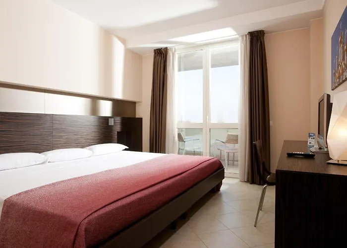 Rosso Frizzante Otel